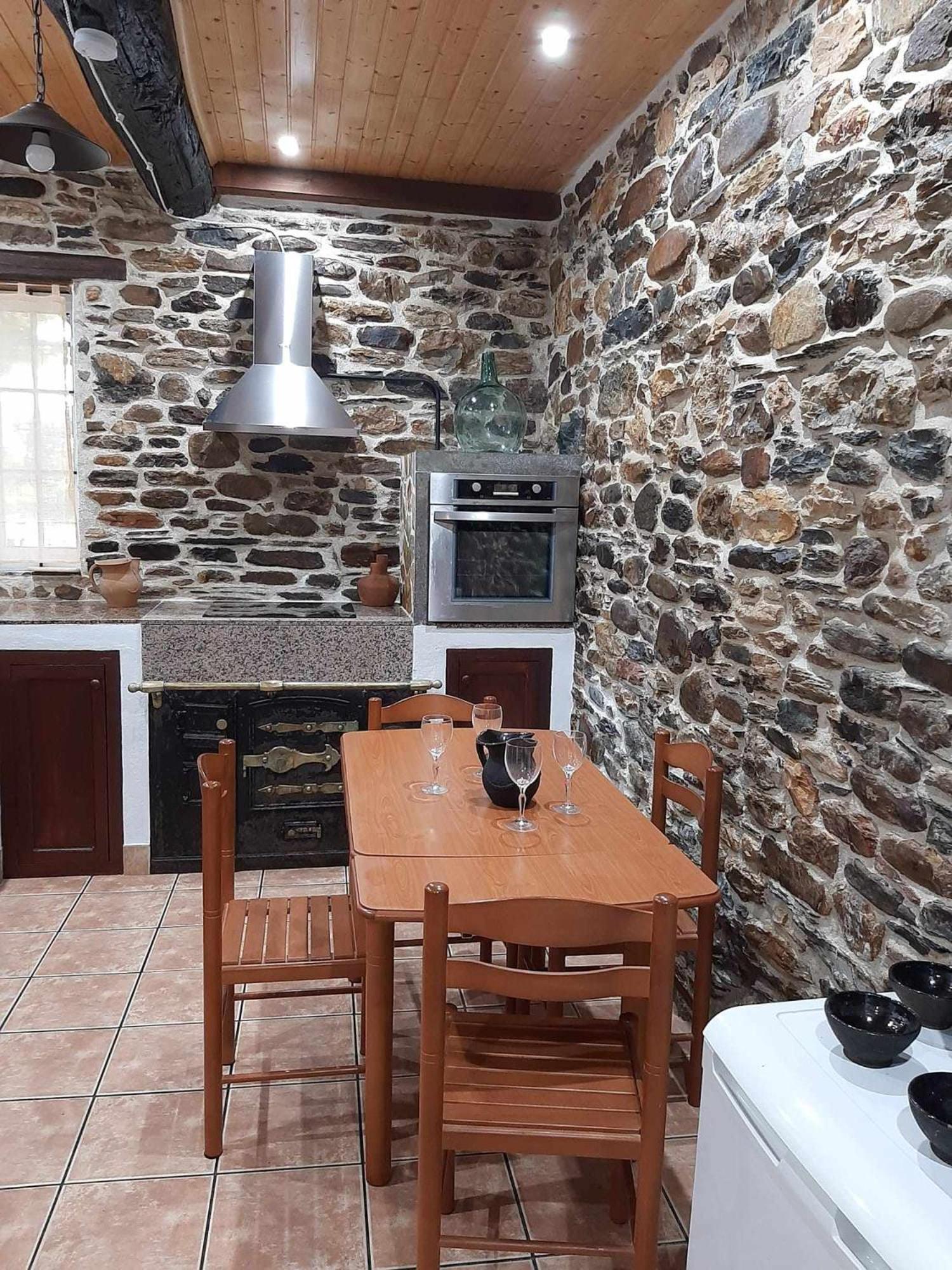 Casa Do Hiebra Alojamiento Rural Ribeira Sacra Castroncelos Exterior foto